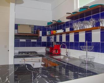 Hotel Happy Beach - Zihuatanejo - Cocina