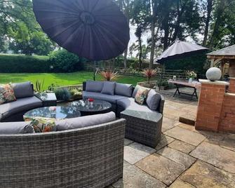 The Priory - Hereford - Patio