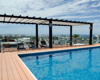 Four Points by Sheraton Veracruz - Boca Del Rio - Басейн