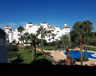 Apartment with AC in Costa Ballena on a golf course 10 minutes from the beach - Rota - Pool