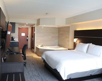 Holiday Inn Express & Suites Brampton By IHG - Brampton - Ložnice