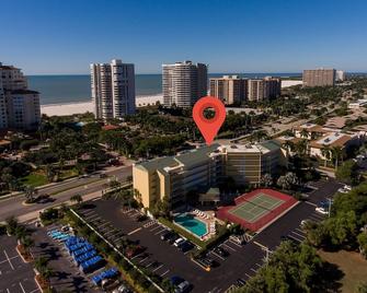 Steps to the Beach - Nicely updated condo - JW Alternative - Marco Island - Outdoor view