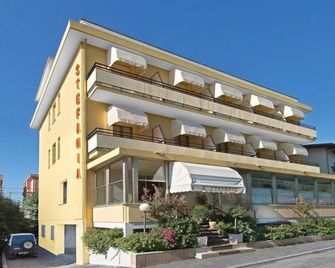 Hotel Stefania - Misano Adriatico - Edifício