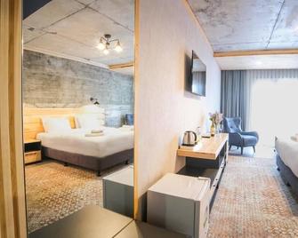 Hotel Posta - Mestia - Bedroom
