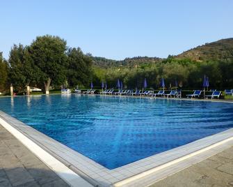Residenza Sant'Anna del Volterraio - Portoferraio - Piscina