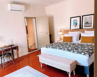 Les Terrasses de Ventabren - Ventabren - Habitación