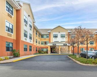 Extended Stay America Select Suites – Philadelphia – Malvern – Great Valley - Malvern - Building
