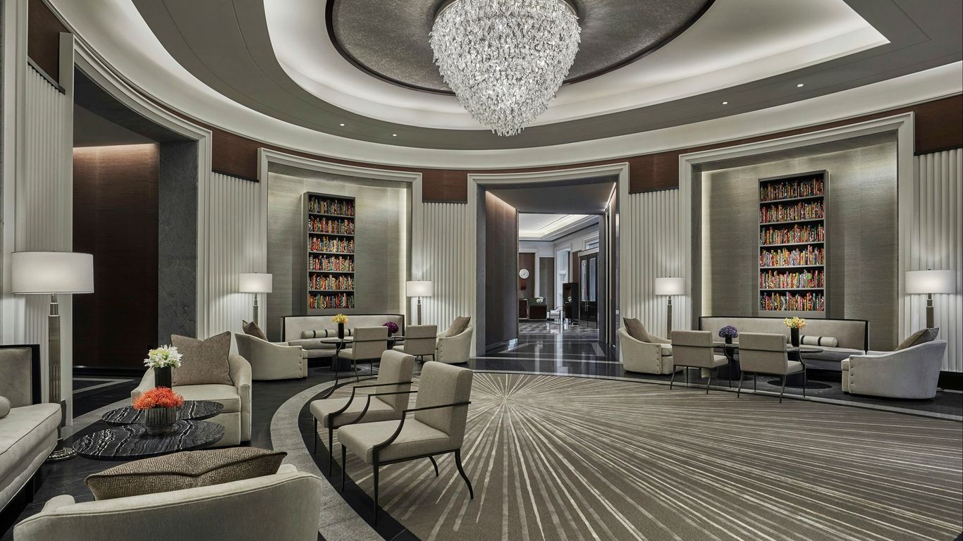 Four Seasons Hotel One Dalton Street, Boston