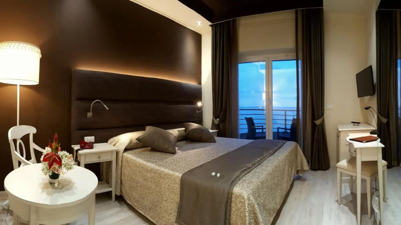 هوتل ريجينا