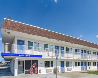모텔 6 샤얀 - 샤이엔 - 건물