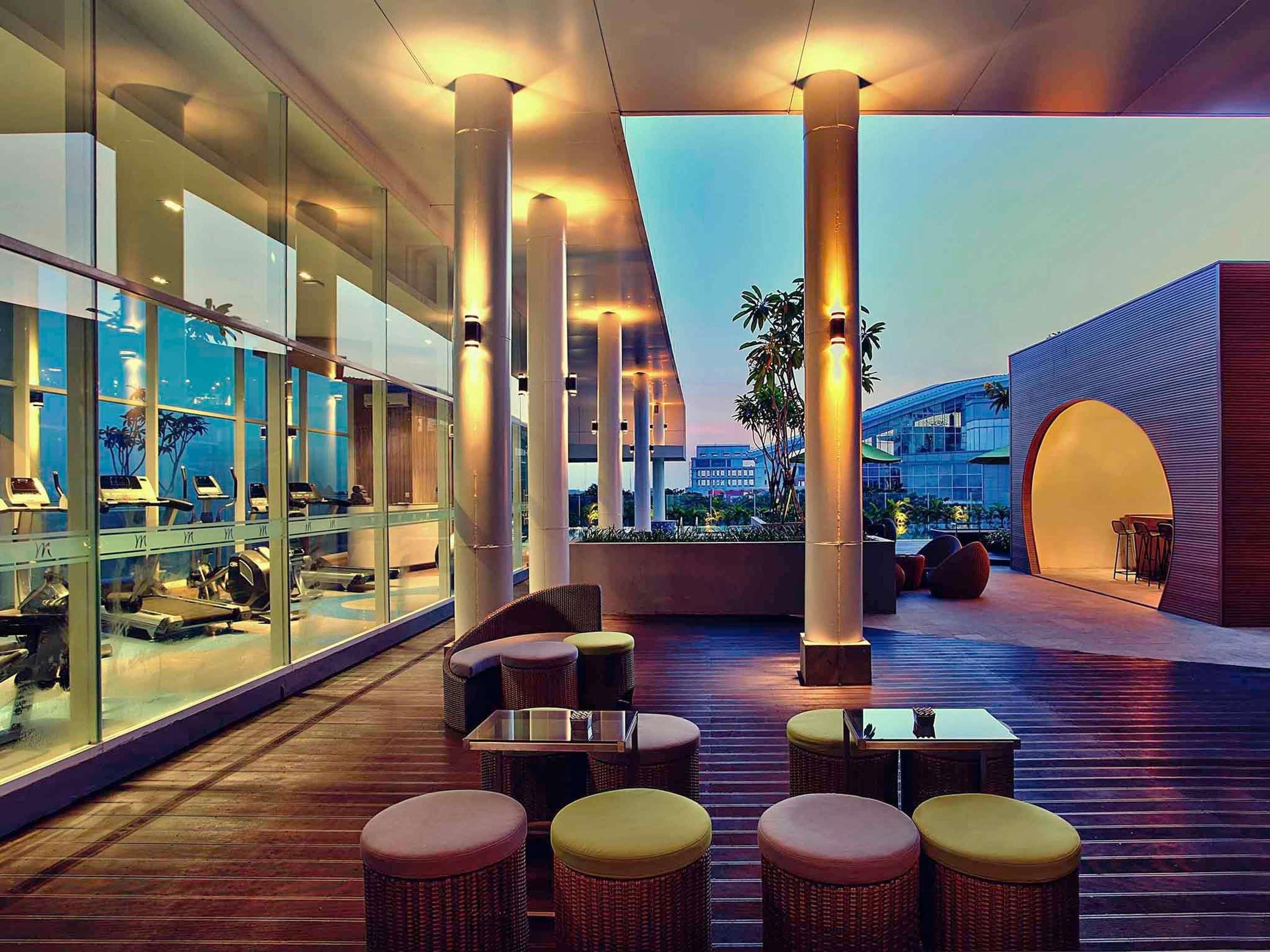 Mercure Serpong Alam Sutera - Tangerang City - בר