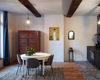 La Petite Histoire - Ath - Comedor
