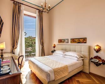 Hotel Croce Di Malta - Firenze - Camera da letto