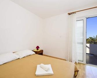 Apartments Dupin - Vlašići - Bedroom