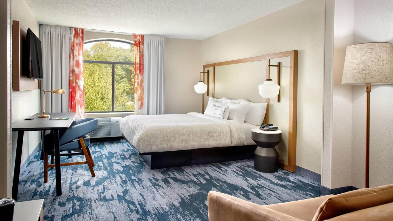 Fairfield by Marriott Inn & Suites Asheville Outlets