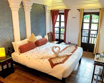 Le Chateau - Pondicherry - Bedroom