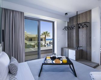 xSuites Hotel - Nea Kydonia