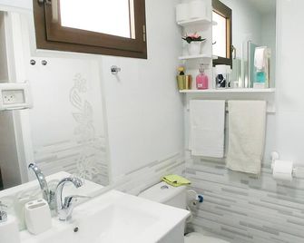 Carmela House - Arad - Bathroom