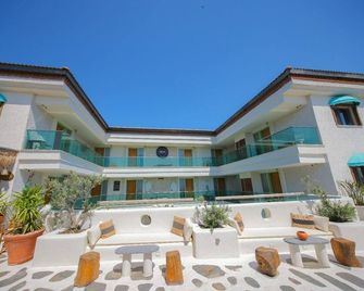 Brera Alacati - Alacati - Edificio