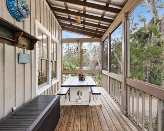 The Morning Glory Cottage - Steinhatchee - Balcón