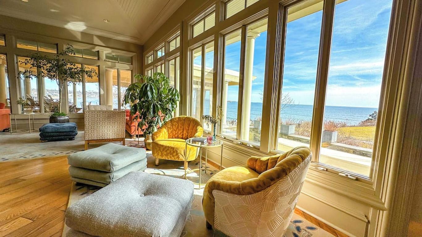 ذا تشانلر آت كليف ووك