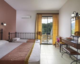 Hotel Rema - Βουρβουρού - Κρεβατοκάμαρα