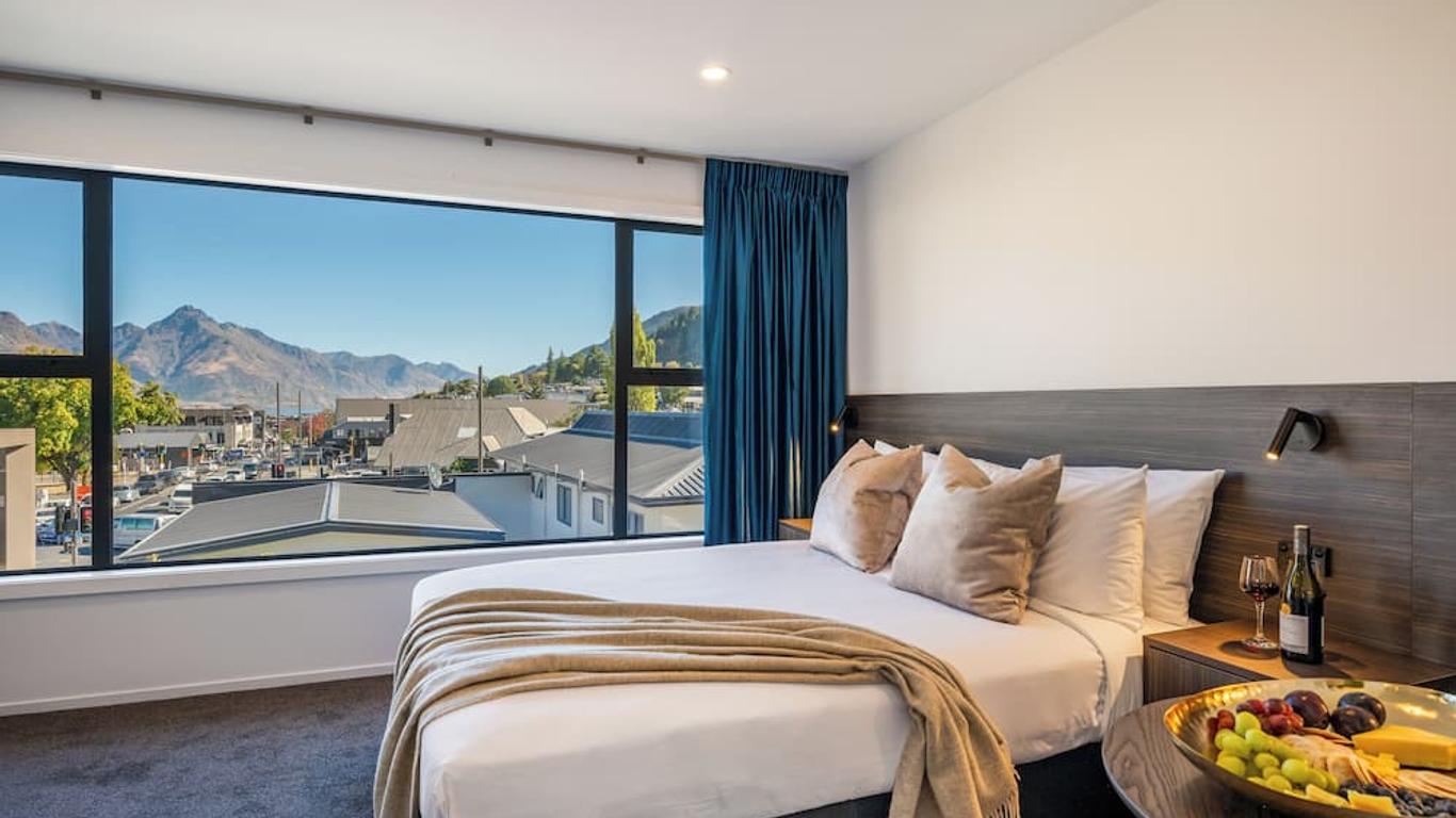 Luxe Suites & Apartments