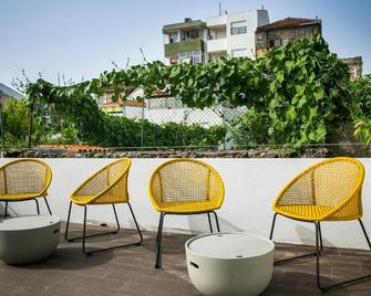 Bo - Álvares Cabral Guesthouse - Porto - Balcony