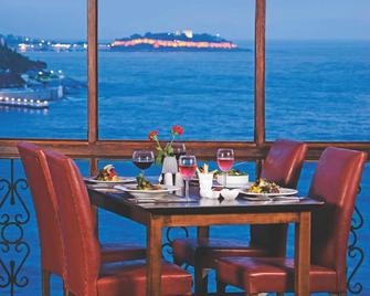 Korumar Hotel Deluxe - Kusadasi - Restaurant