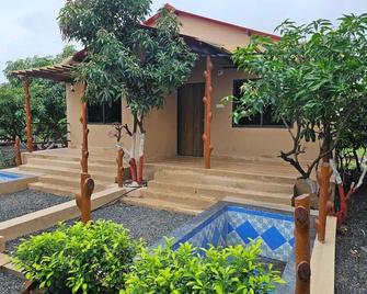 Hiran Gir Retreat - Sasan Gir - Pool