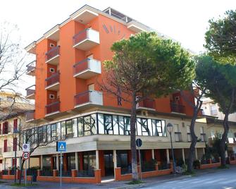 Hotel Caesar - Misano Adriatico - Edificio