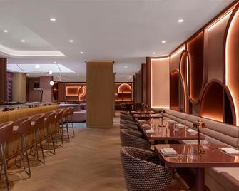 Revery Toronto Downtown, Curio Collection by Hilton - Toronto - Restaurante