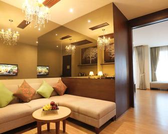 لي باتا هوتل تشيانج راي - اعتماد SHA Extra Plus - تشيانغ راي - غرفة معيشة
