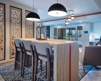 Candlewood Suites Buffalo Amherst By IHG - Amherst - Building