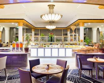 Hilton Paris Charles de Gaulle Airport - Roissy-en-France - Εστιατόριο