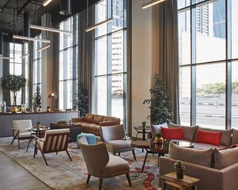 روف تريد سنتر - دبي - ردهة