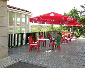Hotel O'xardin - O Carballiño - Patio
