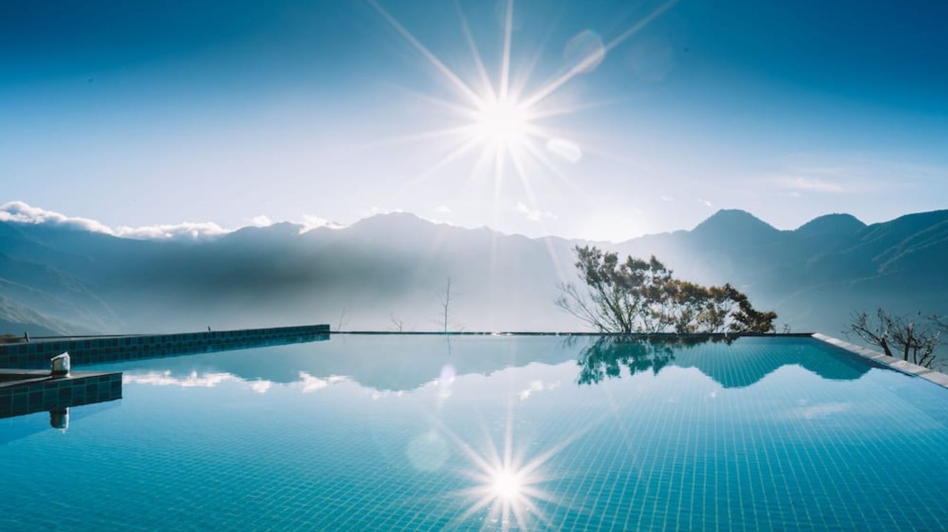 Impression Nordic Manor Club