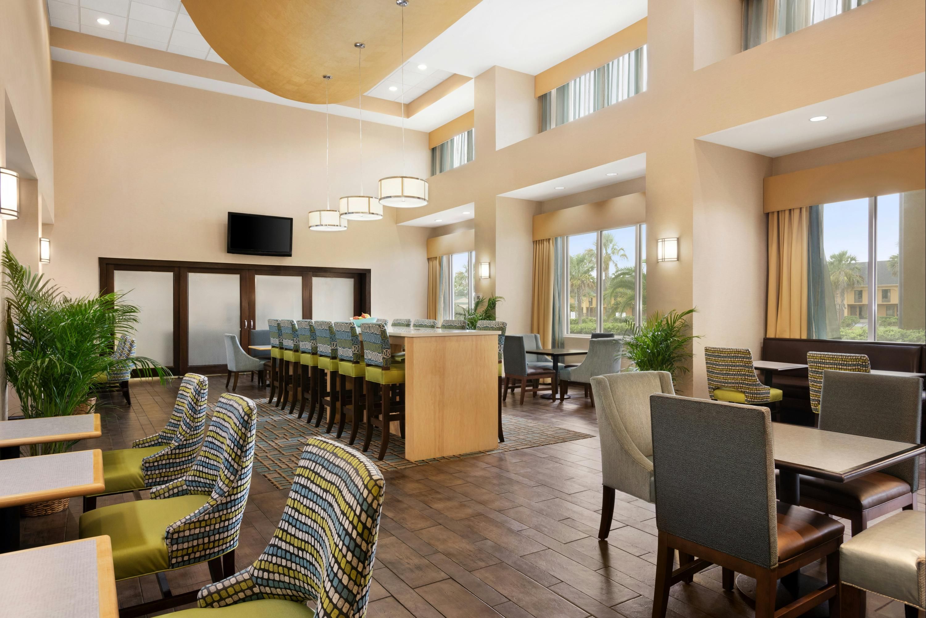 Hampton Inn & Suites Brunswick - ברנסוויק - מסעדה