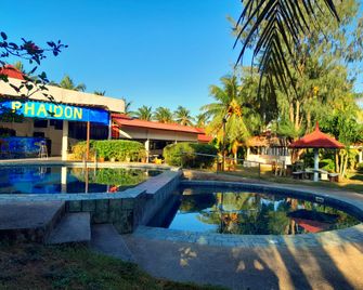 Phaidon Beach Resort - Pandan - Pool