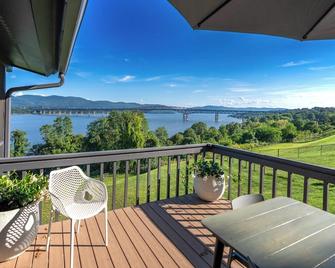 Hudson House - Newburgh - Balcón