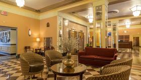 Ambassador Hotel - Milwaukee - Milwaukee - Area lounge