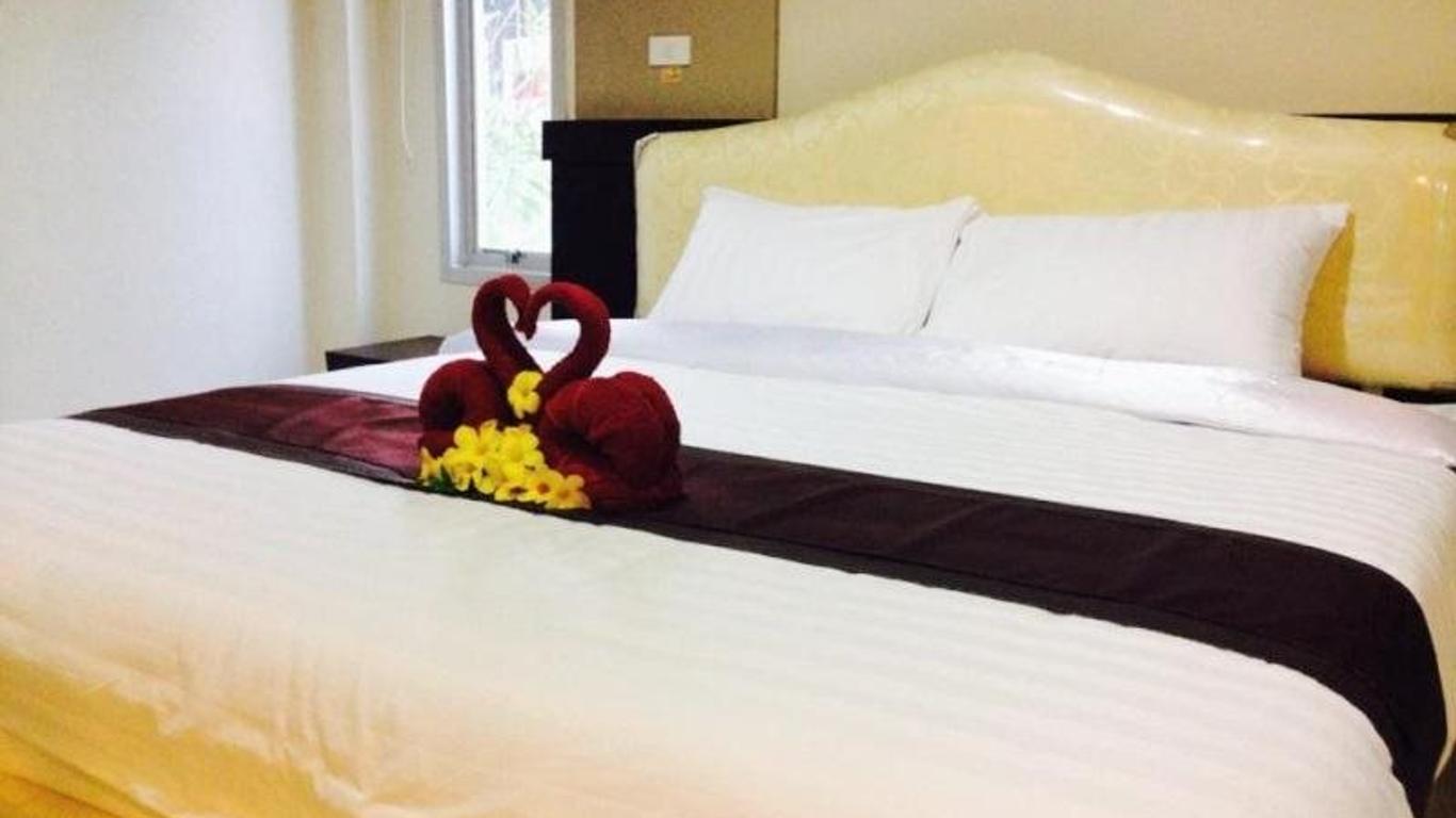 ทรัพย์ไพบูลย์ แกรนด์ รีสอร์ท
