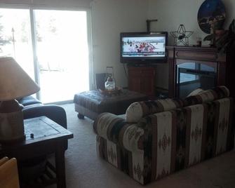 Located on the Historic Gunnison River-Casa Del Rio - Gunnison - Olohuone