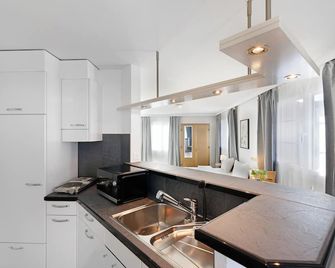 Hotel Schiff - Horn - Kitchen