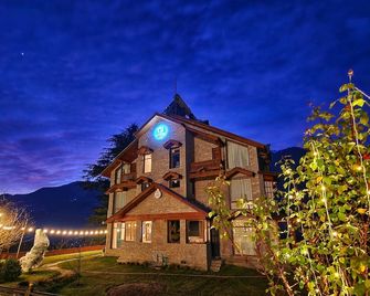 Hygge Home Manali - Manali - Building