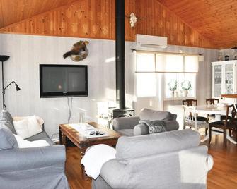 Nice Home In Svanskog With Kitchen - Svanskog - Living room
