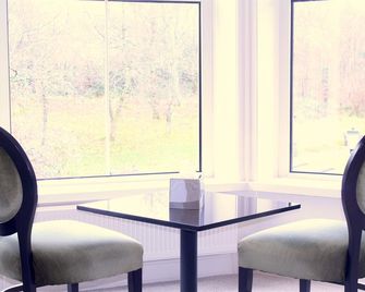 湖畔家庭旅館 - 凱思維克 - 凱西克 - 餐廳