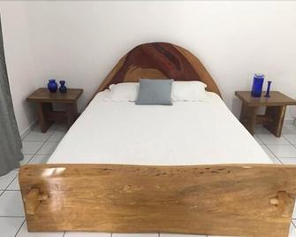 Hotel Tunco Lodge Village - El Sunzal - Habitación