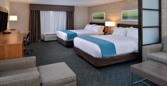 Holiday Inn Hotel & Suites Edmonton Airport Conference Centre - Nisku - Bedroom